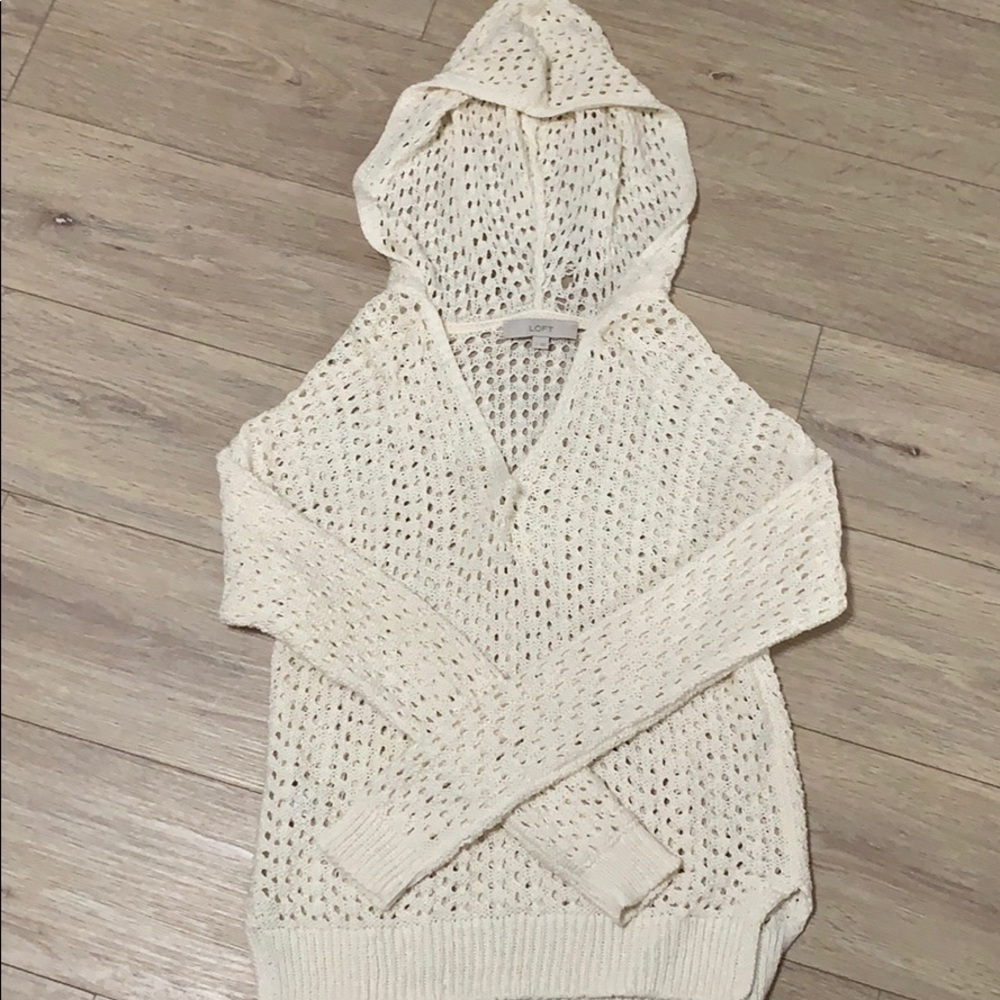 sweater - Picture 2 of 2